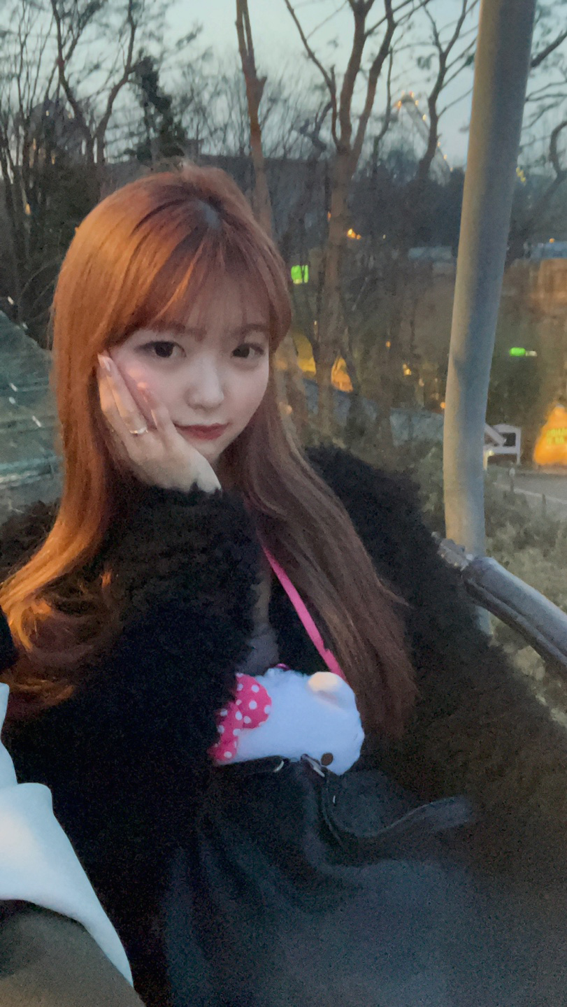 다 황정일 원장님 덕분입니다 예쁜 얼굴로 만들어주셔서 매우 감사드려요!!!!❤❤