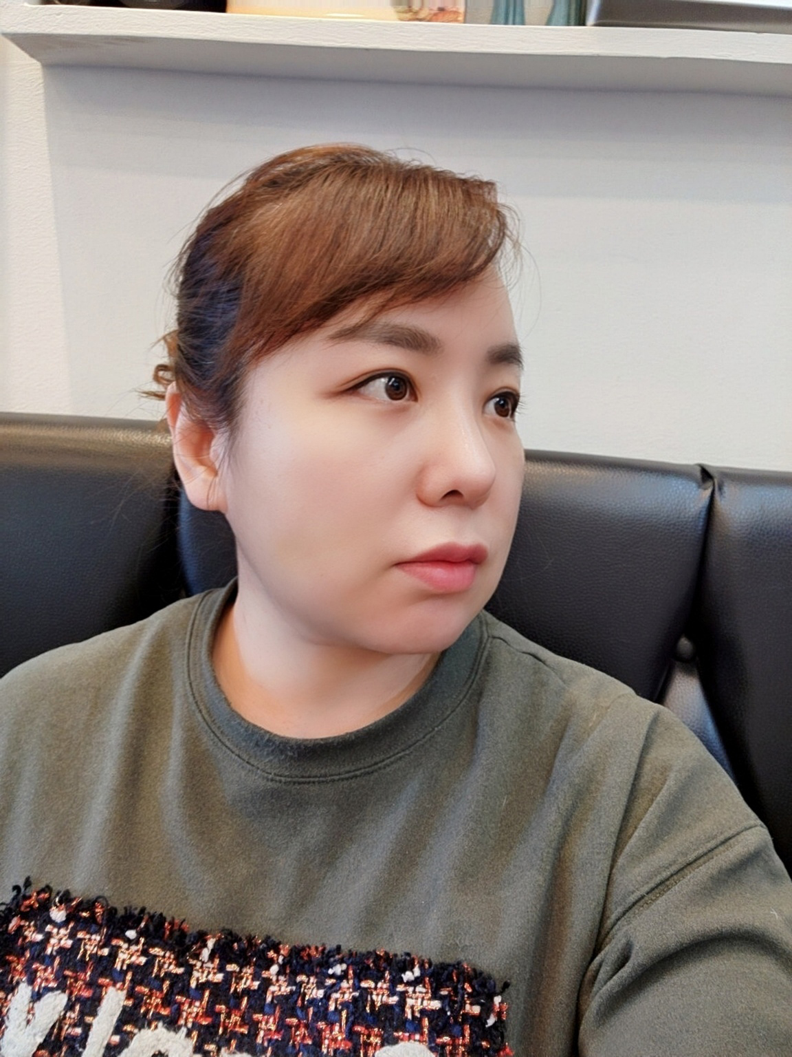 새로 태어난듯하네요 주변에서도 너무 잘됐다고 이뻐졌다고 난리예요