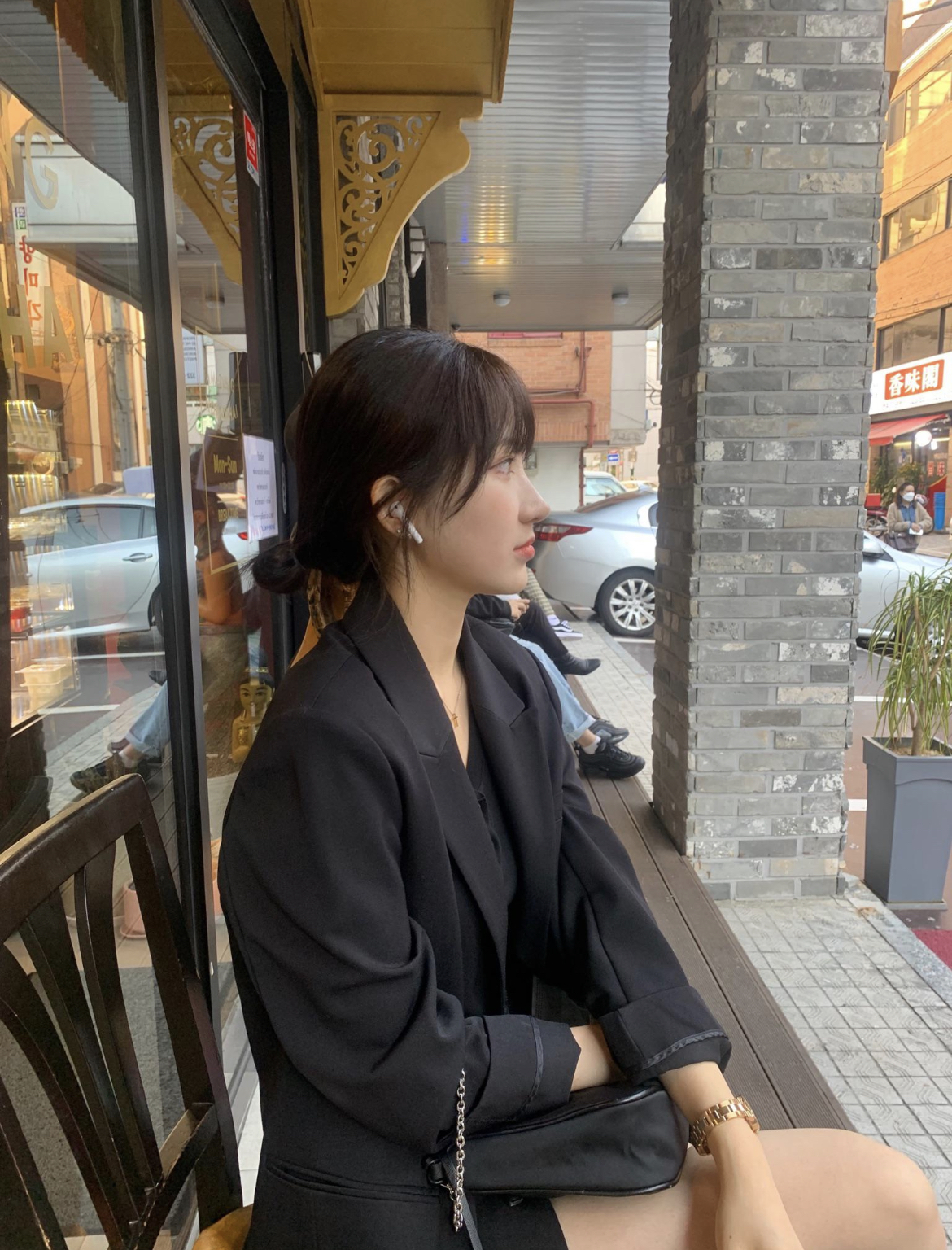 사진찍으면 이제 옆모습도 자신있고 친구들도 다 이쁘다고 해요!