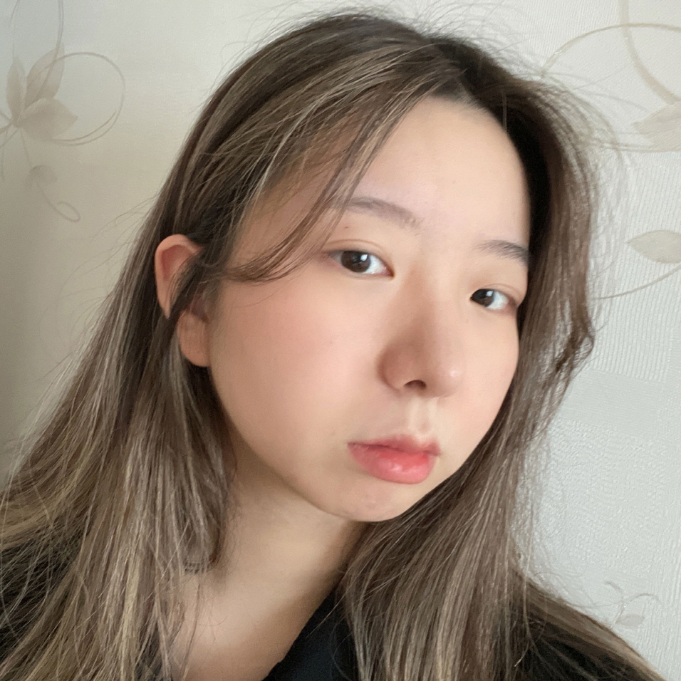 다른 친구들도 넘 예쁘게 잘 되었다고 병원 물어봐서 알려주고 다니고 있습니다!