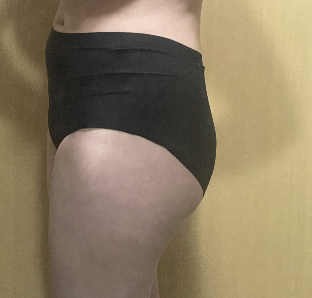평소 빈약한 옷핏 고민이었는데 예쁘게 잘 보완됐어요! ㅎㅎ