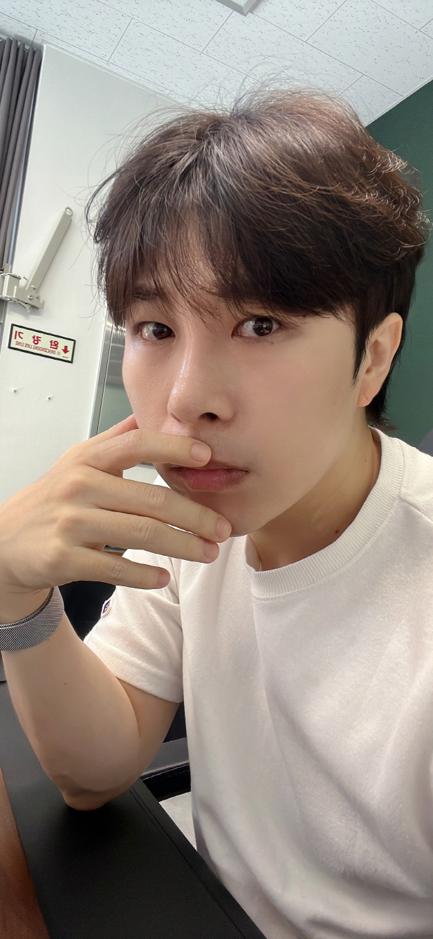 눈이 또렷해져서 인상이 달라진거가 좋아요