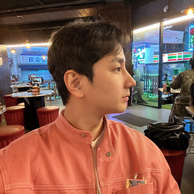 주변에서 코수술 잘했다고 매번 칭찬받는중이랍니다