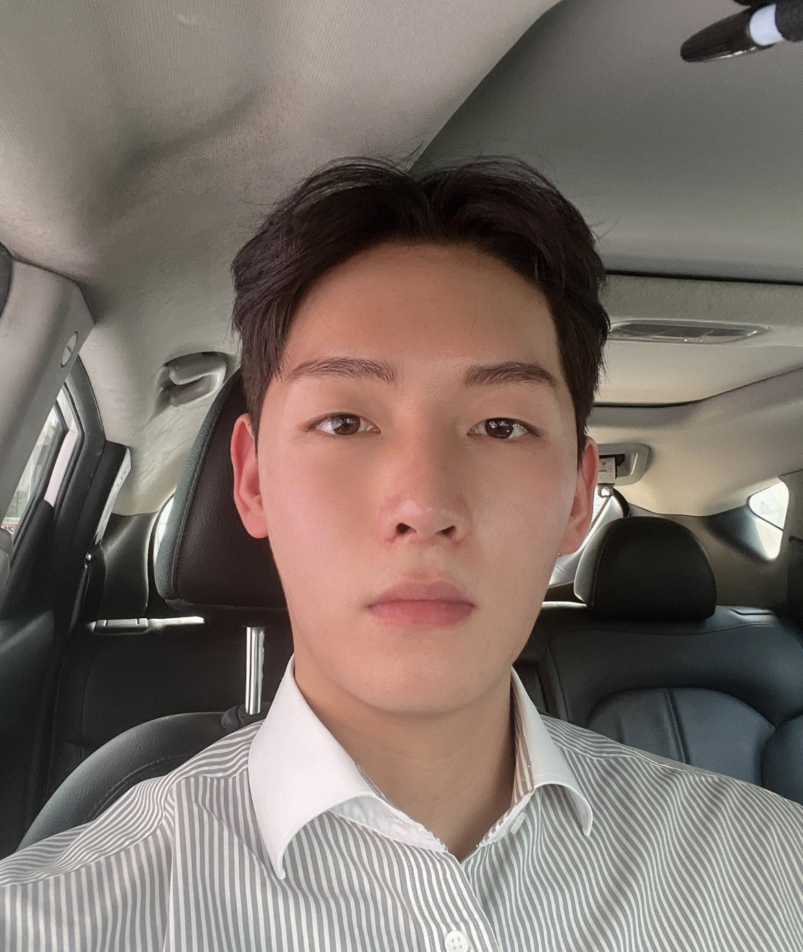 남자분들 코 때문에 스트레스 받으시면 꼭 코수술 추천드립니다!!!