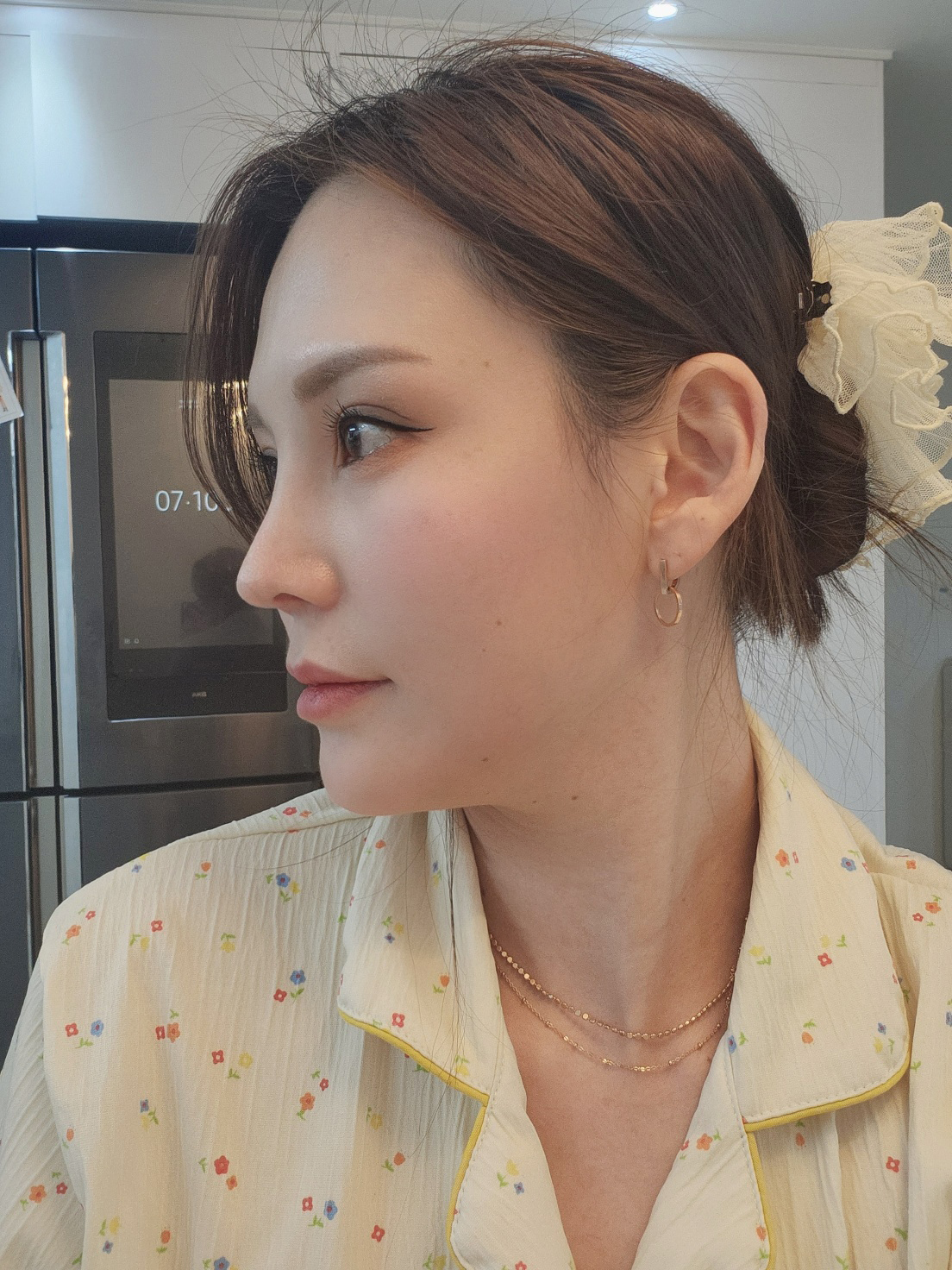 가는 곳 마다 코 이쁘다는 소리를 많이 들어요^^