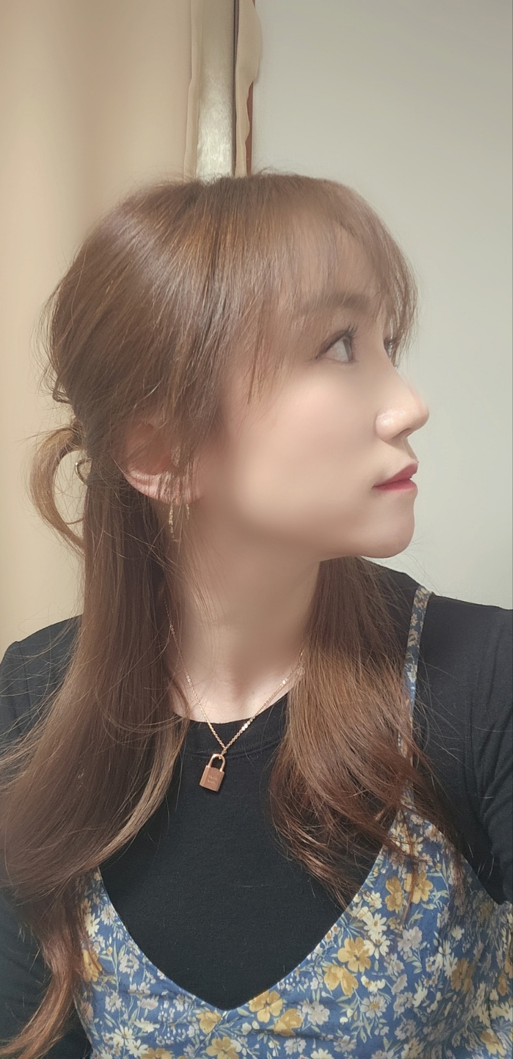 주위에서 다들 자연스럽게 잘되었다고 어디서 했냐고 물어보네요~~~