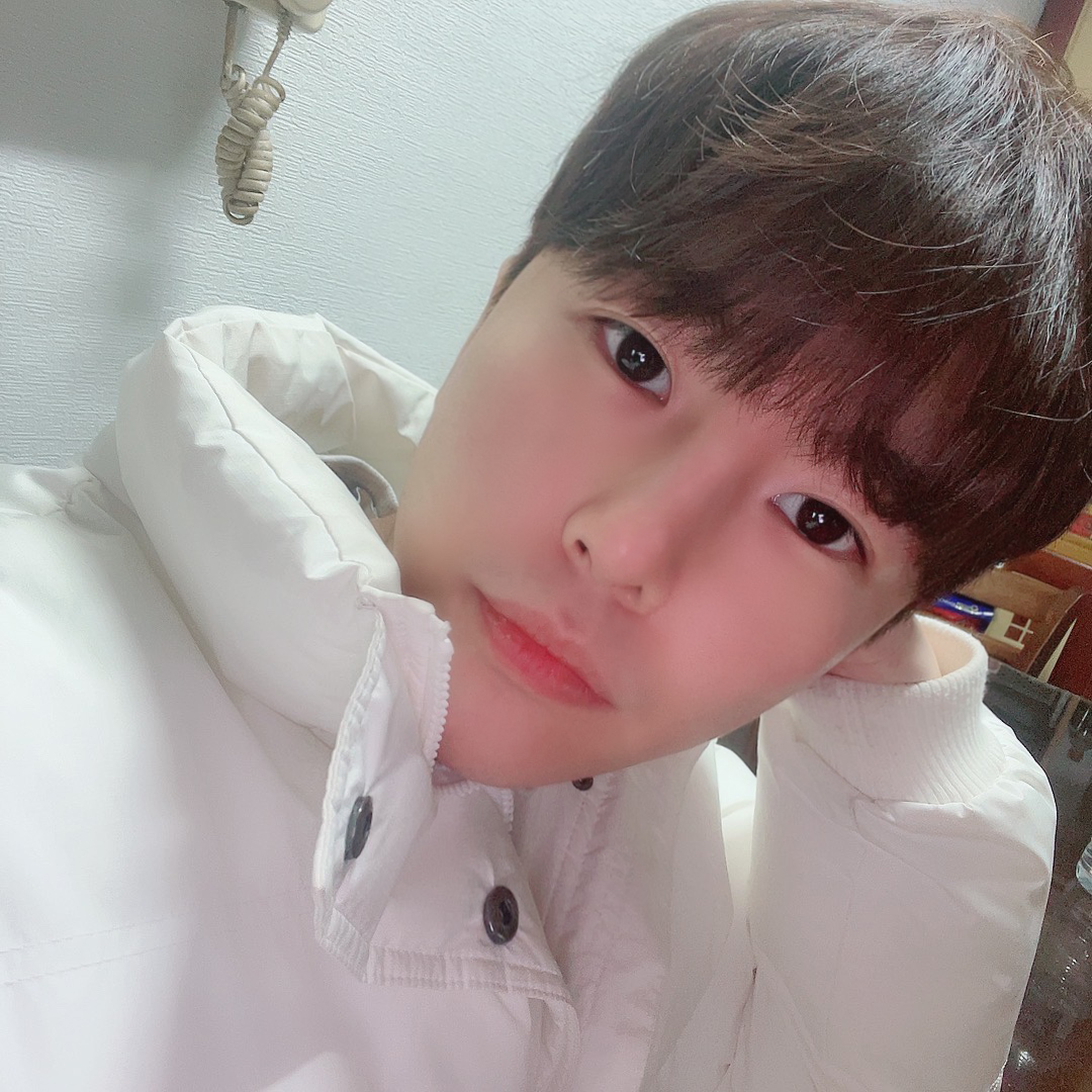 울퉁불퉁한코 교정했습니다 대만족!!