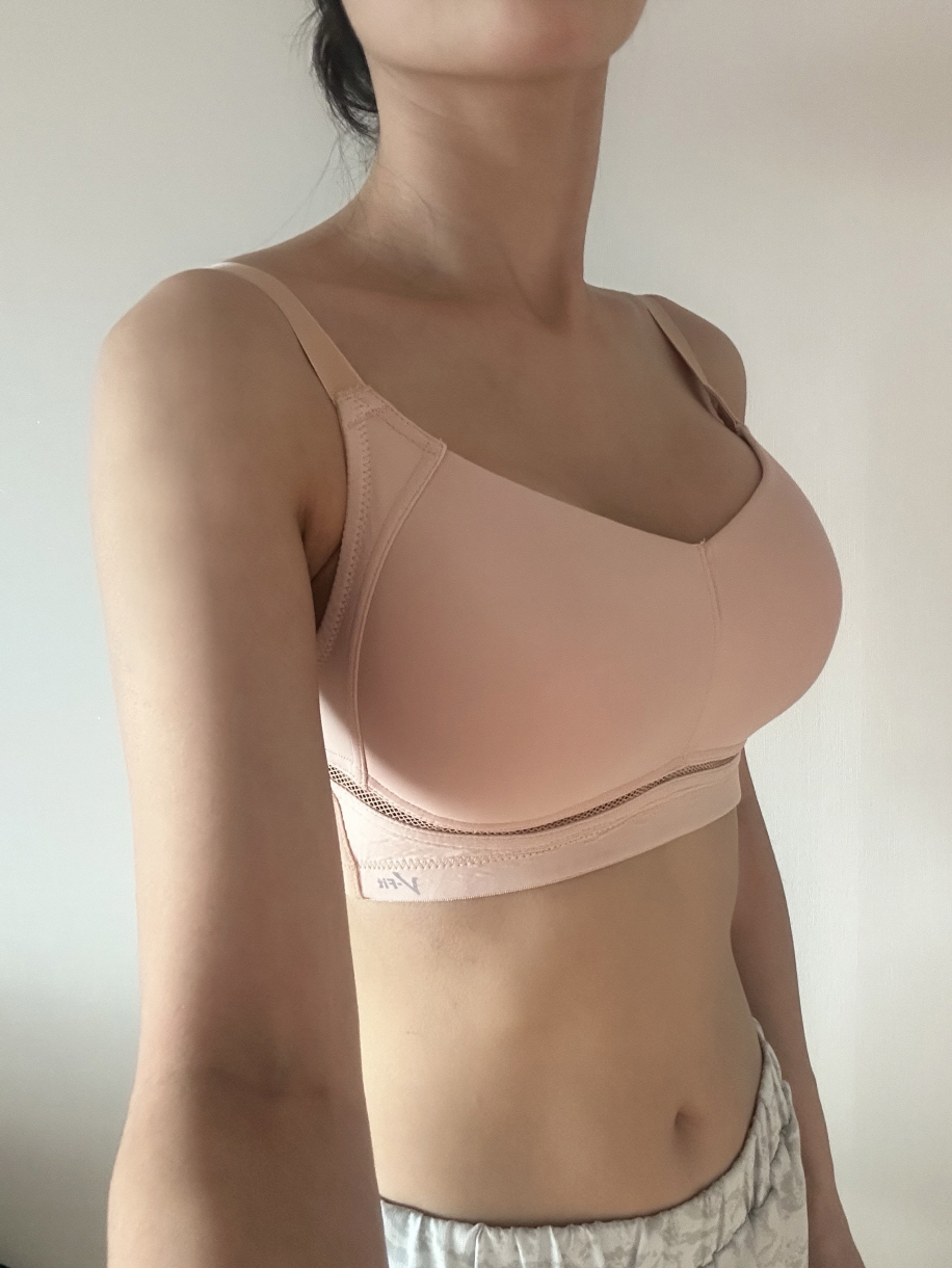 아직 조금 땅땅한 느낌은 있지만 자연스러워지고 있고 만족합니다~