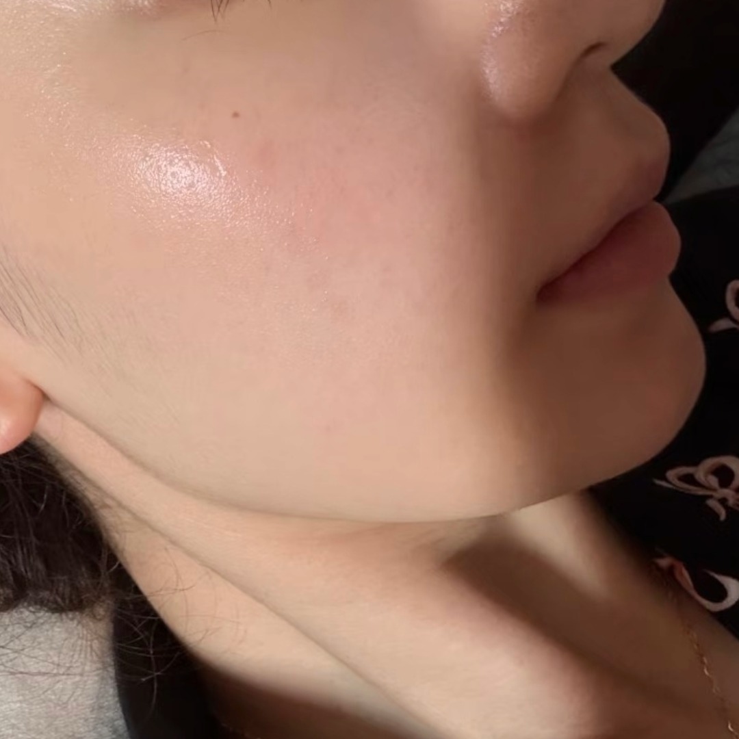 다들 뭐 했냐고 물어보는데 비밀로 하고 싶네요ㅎㅎ