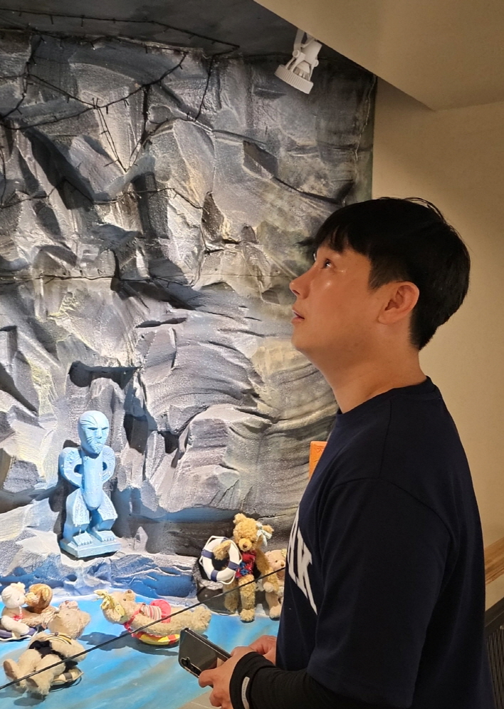 엄청 자연스럽게 개선돼서 말 안해주면 원래 코 예쁜줄 알더라구요 ㅎㅎ 대 만족 !!