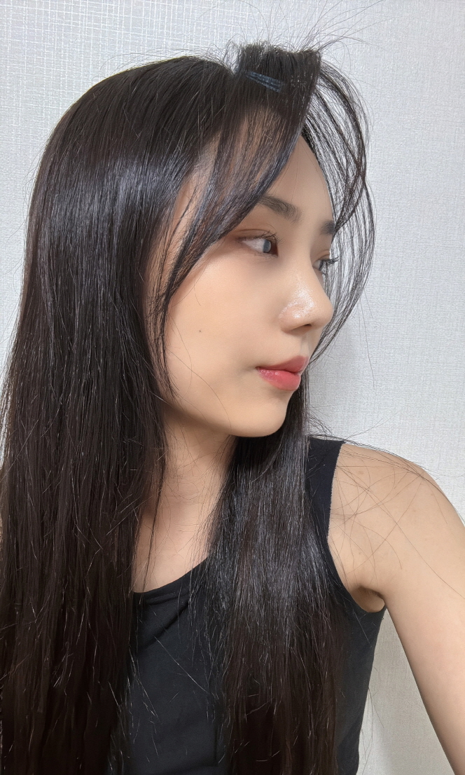 너무 맘에 들어서 항상 거울 들여다보게 되는데 ,, 최고입니당 !!