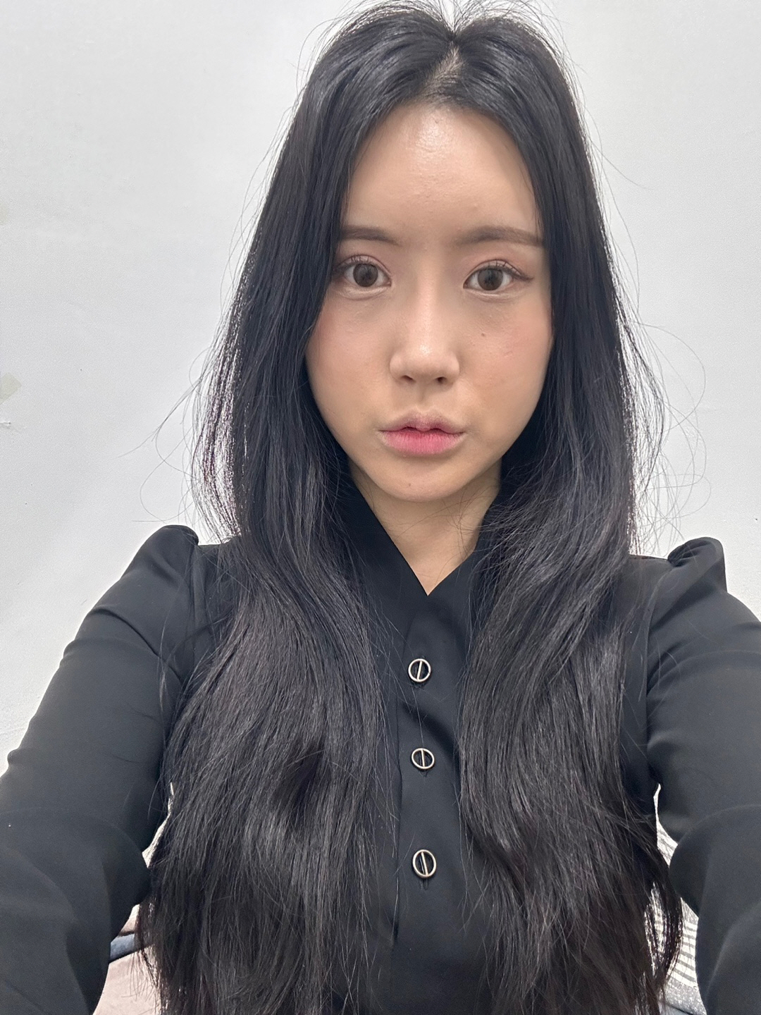 자연스럽게 오똑해서 너무 만족하고 강추합니다!!