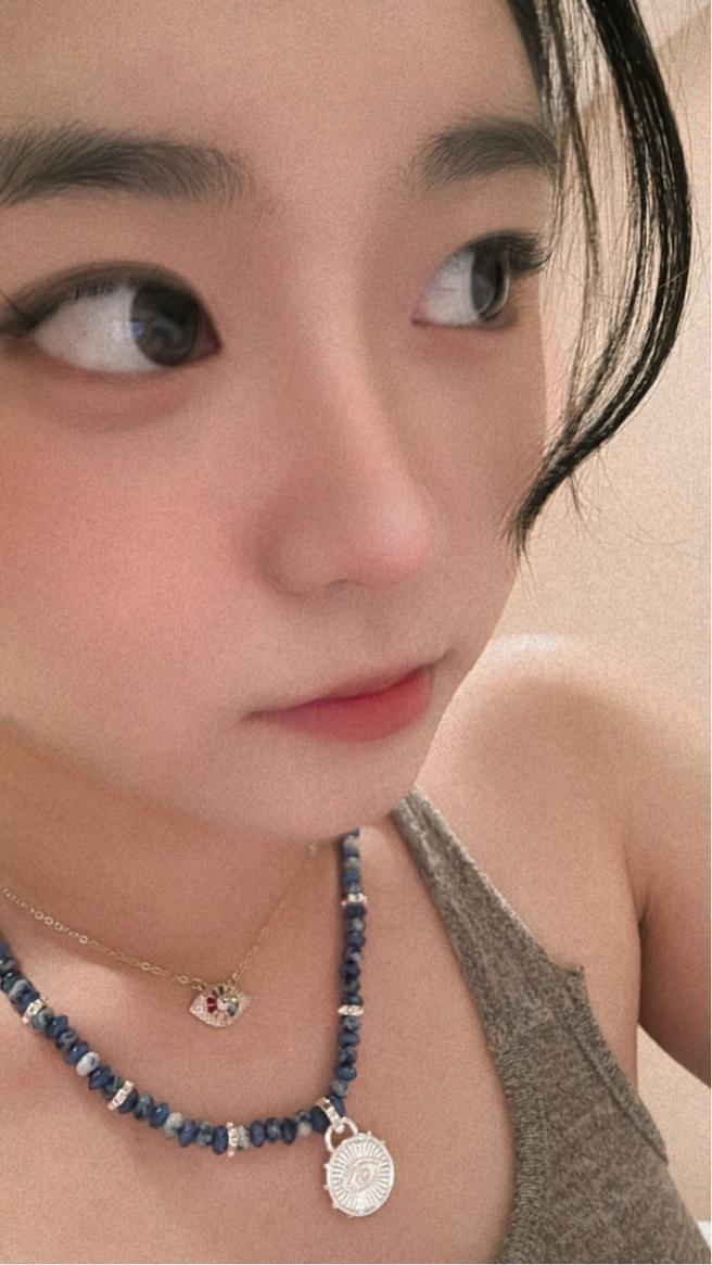 성형 티가 나지 않으면서 화려했으면 좋겠다고 한 요청이 그대로 딱 나왔어요! ㅎㅎ 넘 만족 ㅎㅎ